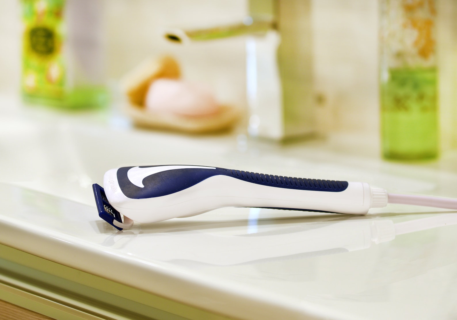 Flow Razor Buy Mens Razors Online (USA Type) - Aqua Jet Razor